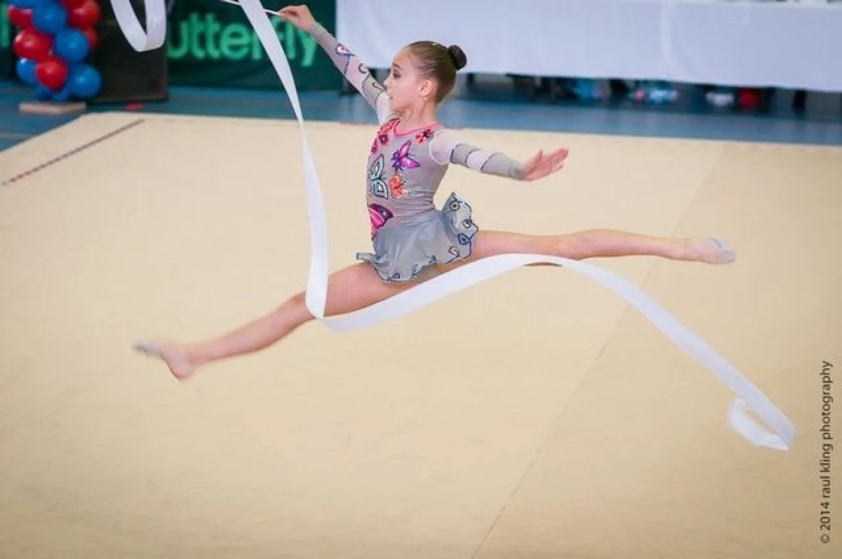 GIMNASTELE ARADENE AU CUCERIT BELGRADUL!