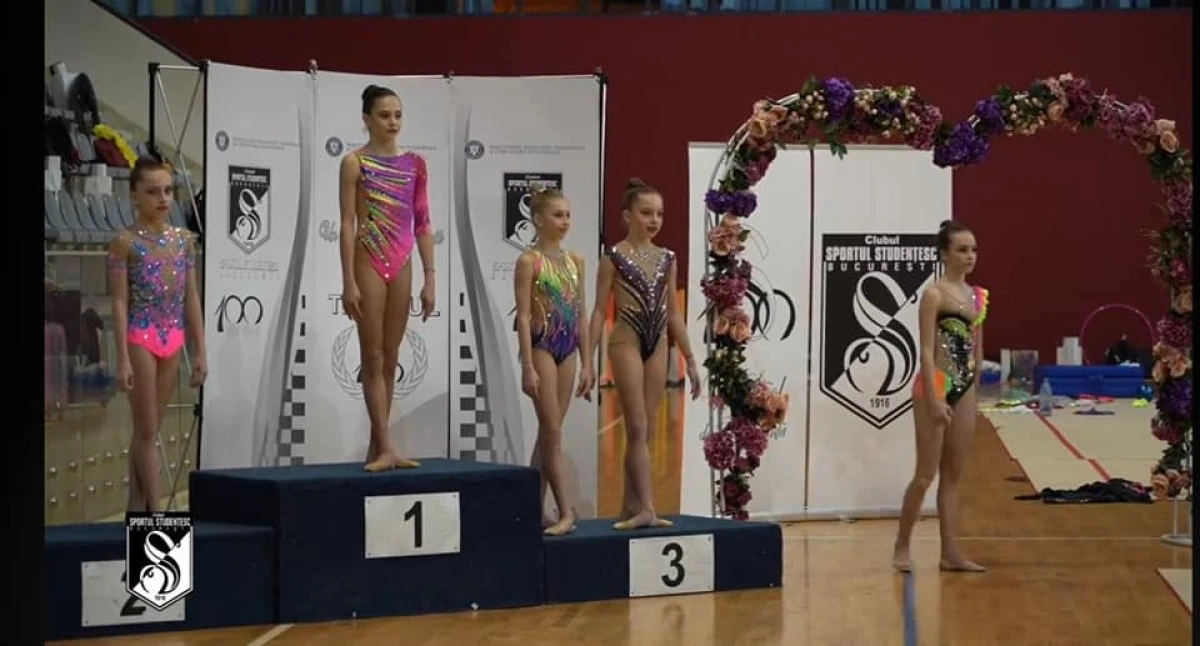 Gimnastele arădene de la ritmică s-au remarcat la Cupa “Sportul Studenţesc”
