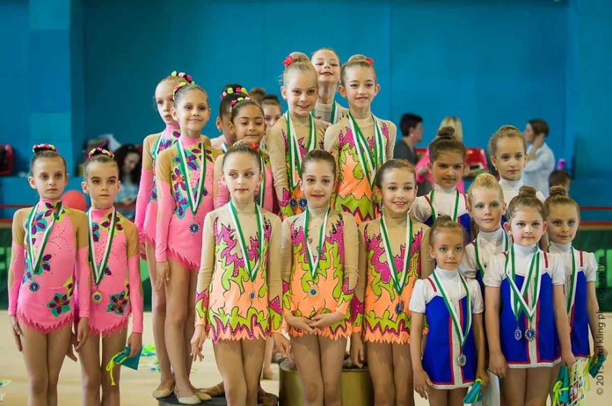 GIMNASTELE ARADENE S-AU REMARCAT LA „CUPA ZIUA EUROPEI” (FOTO)