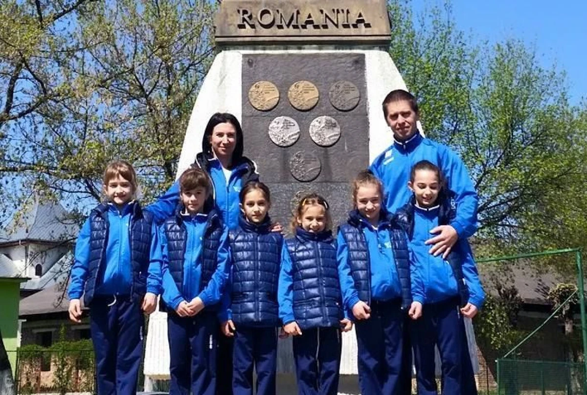 GIMNASTELE DE LA CSM ARAD AU IMPRESIONAT LA CUPA NADIA COMANECI