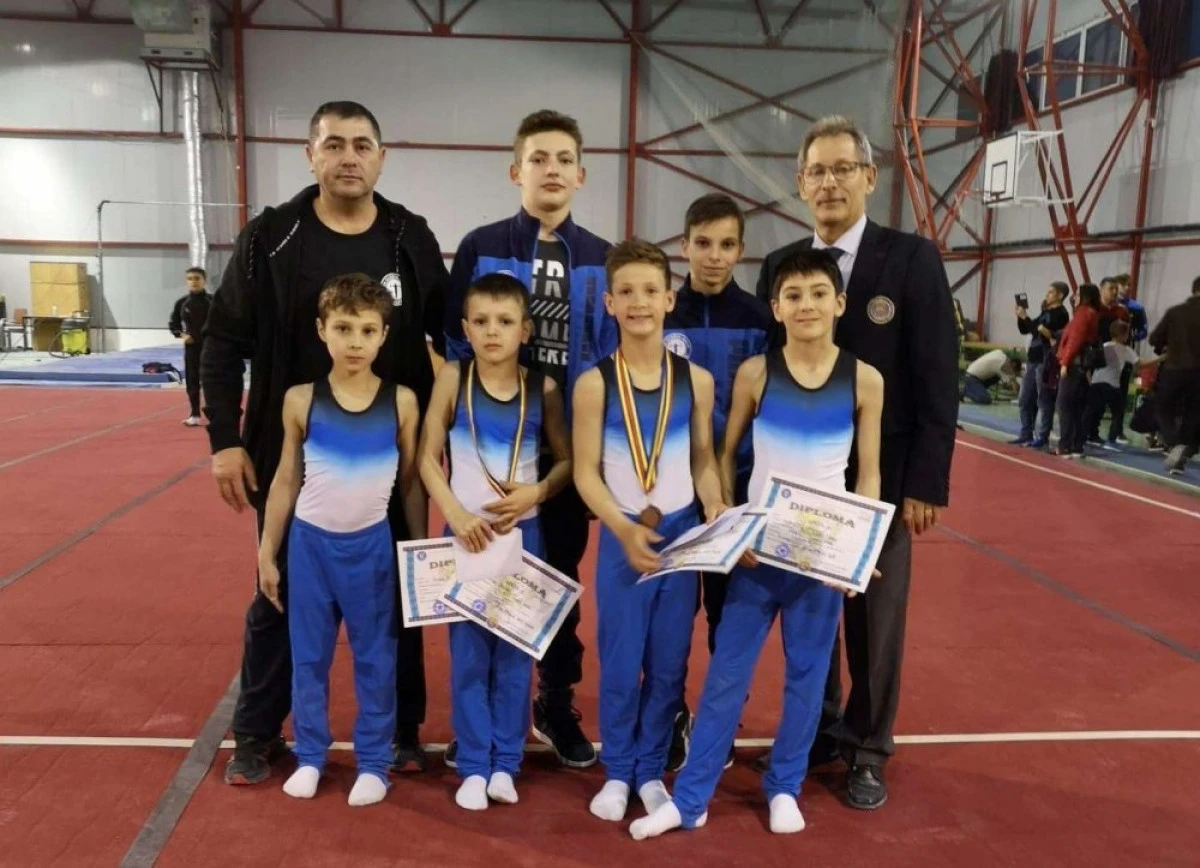 Gimnaştii de la CSS Gloria, medaliaţi la Naţionalele şcolare