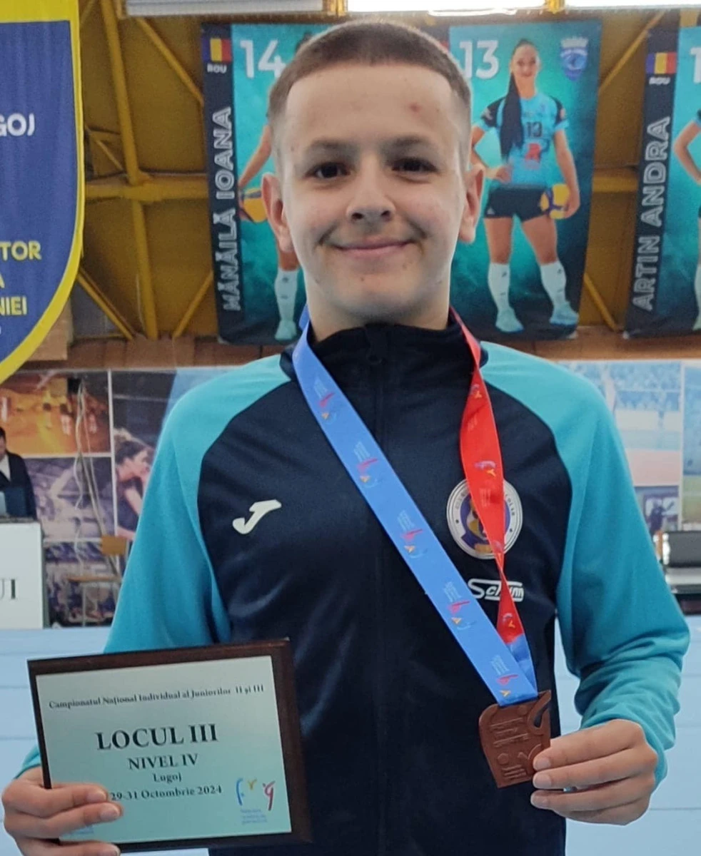 Gimnastul arădean Cristian Pintea a fost cooptat la Centrul Olimpic de pregătire al juniorilor