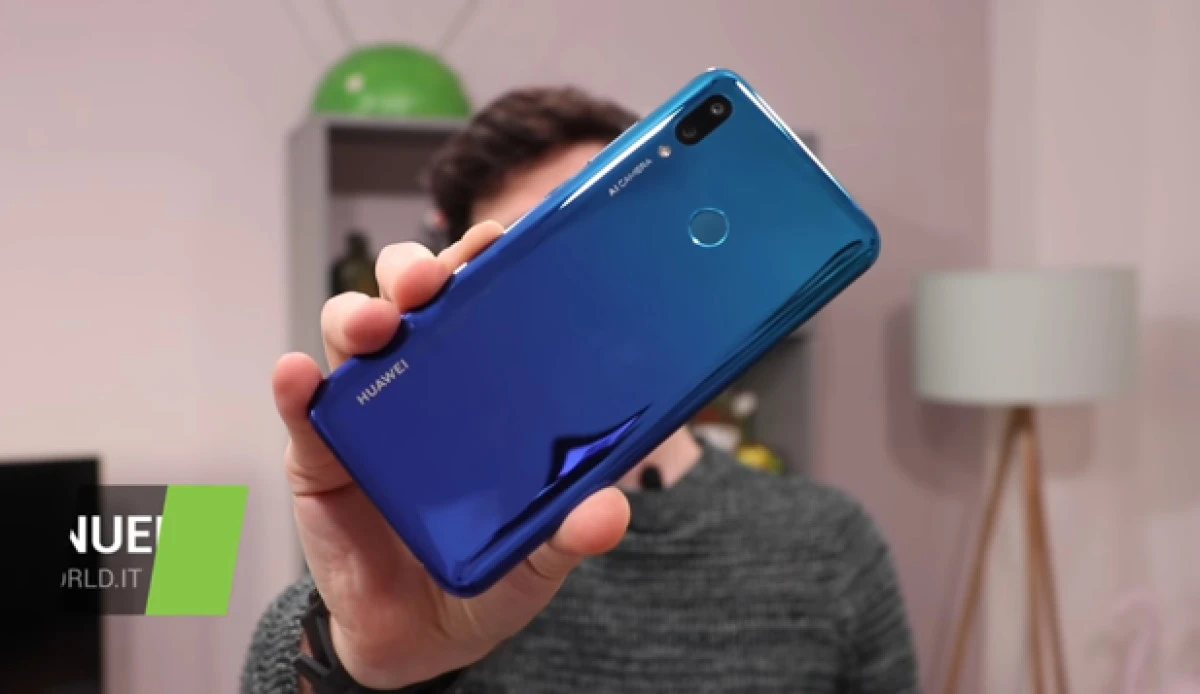 Google a dezvăluit, accidental, două noi modele de telefoane