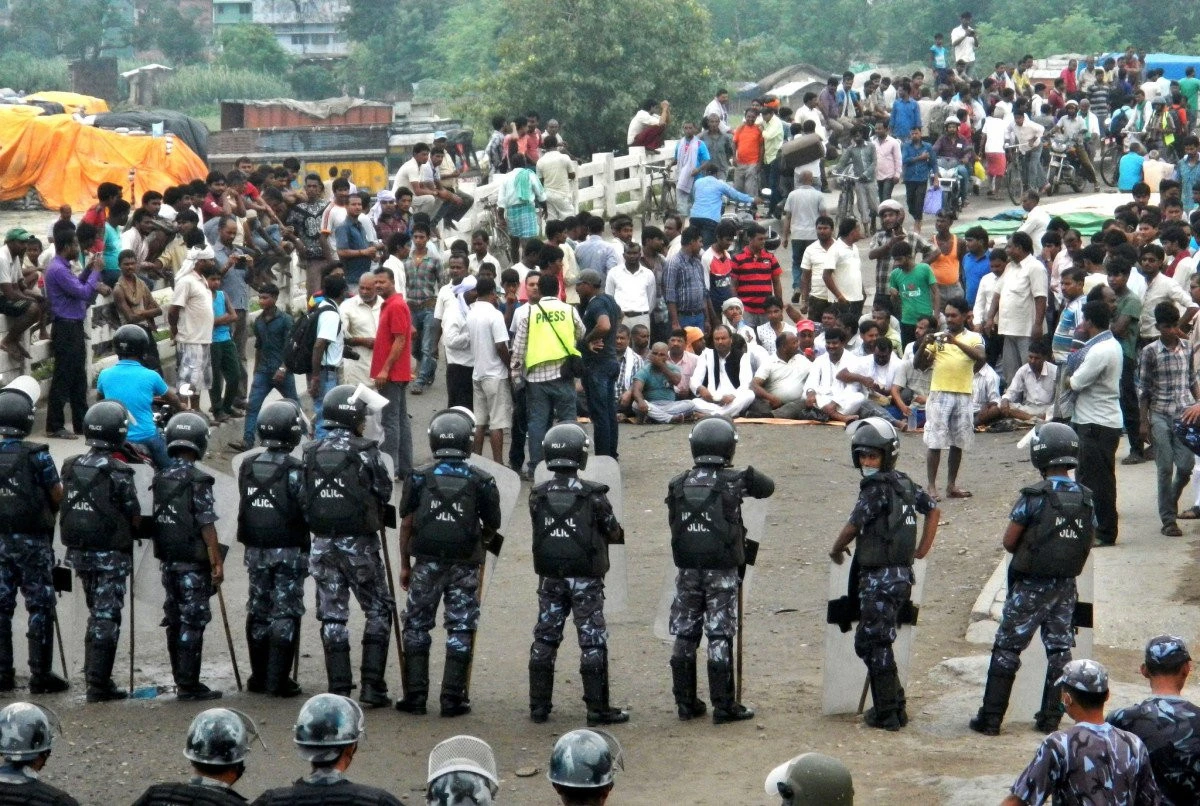 Grevă naţională şi proteste împotriva dizolvării parlamentului, în Nepal