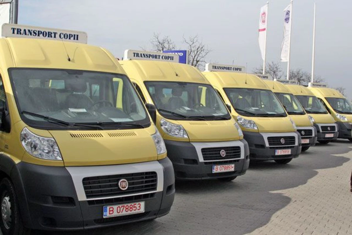 GUVERNUL A REPARTIZAT 23 DE MICROBUZE SCOLARE CARE VOR FI ALOCATE UNITATILOR DE INVATAMANT DIN JUDETUL ARAD