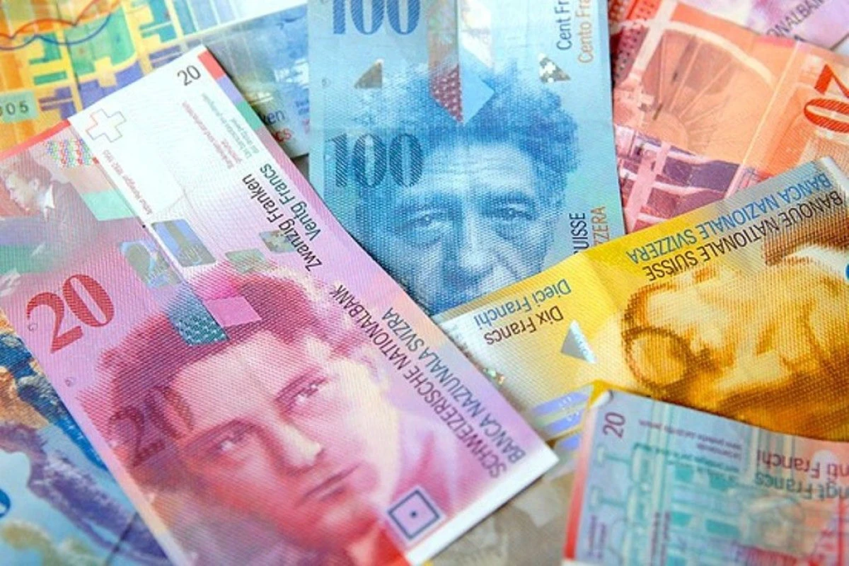 GUVERNUL IA IN DISCUTIE UN PROIECT REFERITOR LA CONVERSIA CREDITELOR DIN VALUTA IN LEI