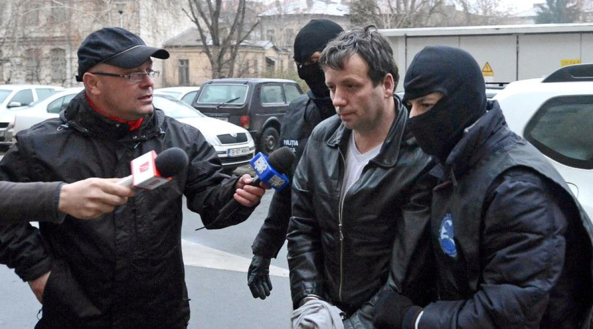 Hackerul arădean Guccifer află săptămâna viitoare dacă va fi extrădat