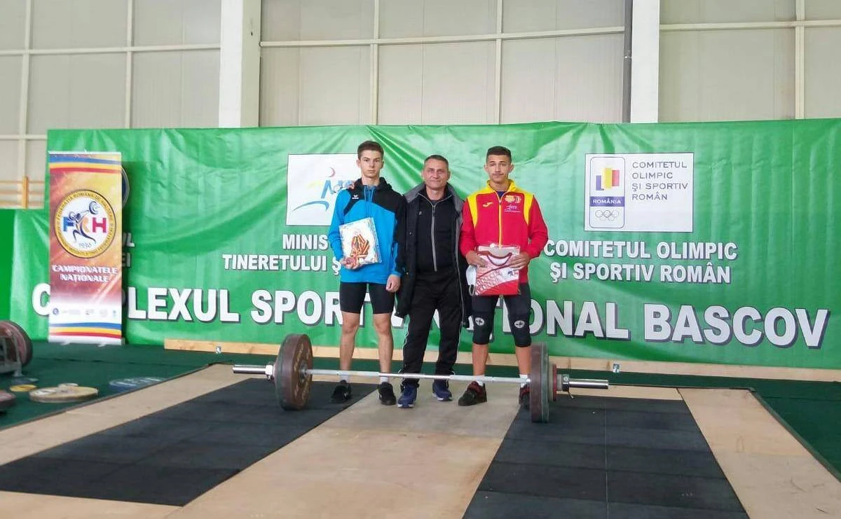 Halterofilul Cosmin Krupla, triplu campion la juniori I! Daniel Jigău, trei medalii de bronz (FOTO)