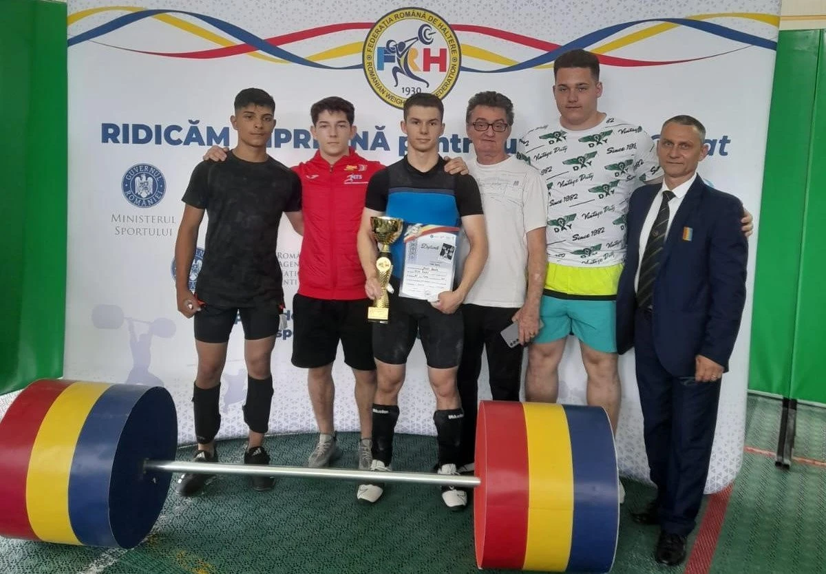 Halterofilul Daniel Jigău a cucerit Cupa României la tineret! Molnar va concura la Europene