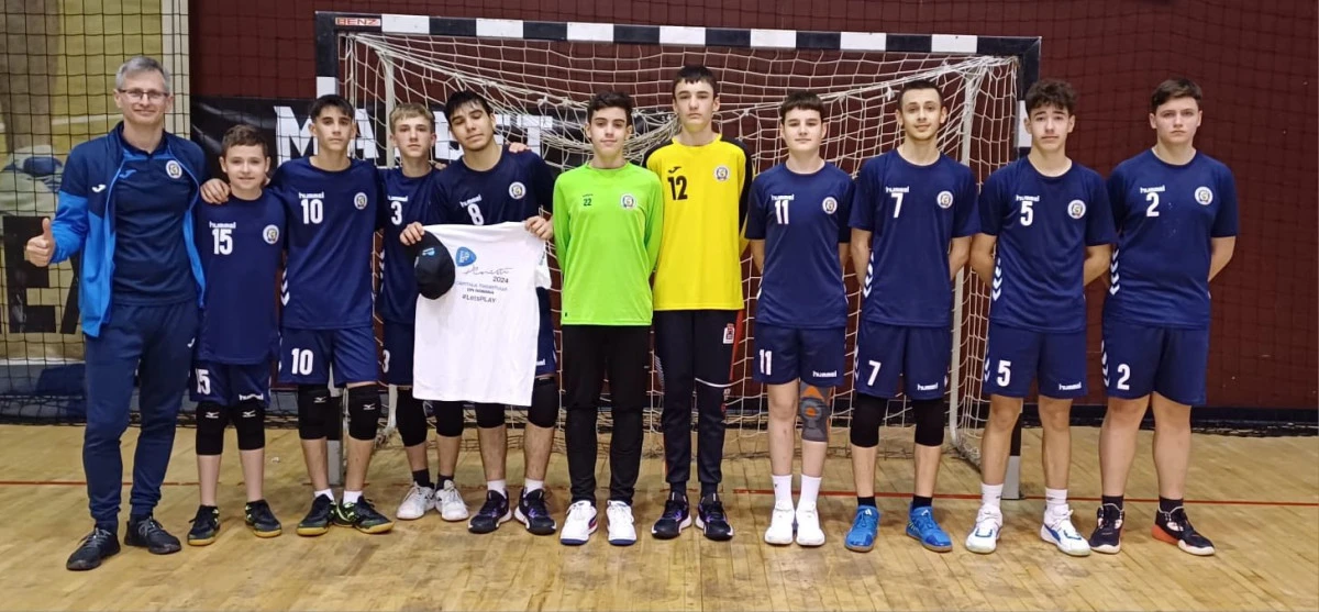 Handbaliștii juniori III ai Gloriei Arad au jucat finala turneului perseverență