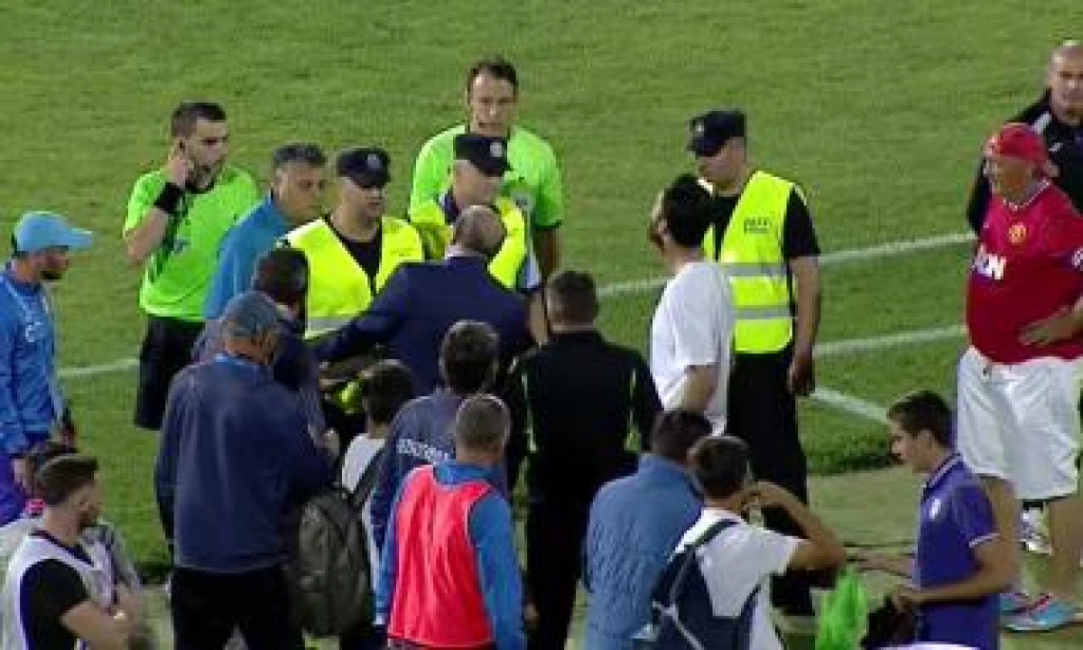 Haţegan, contestat dur la Timişoara! Scandal la meciul lui Poli