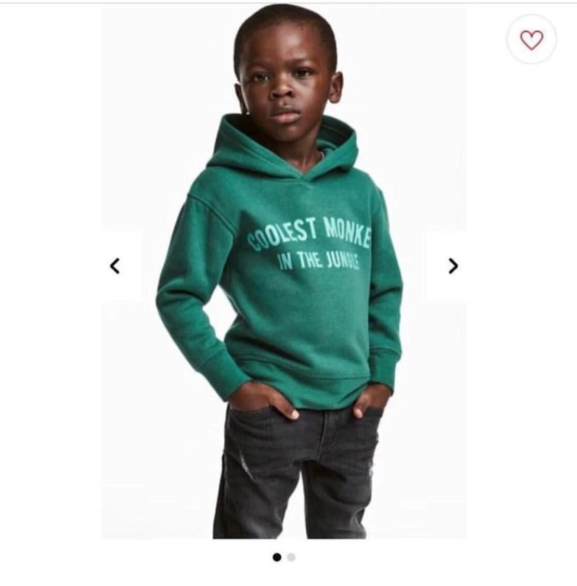 H&M, nevoită să își ceară scuze pentru o poză publicitară