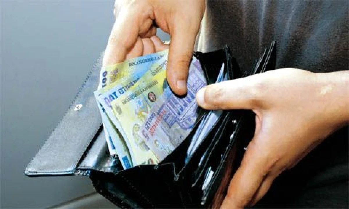 Hoț casnic în Centrul Aradului: a furat o tigaie și un portofel
