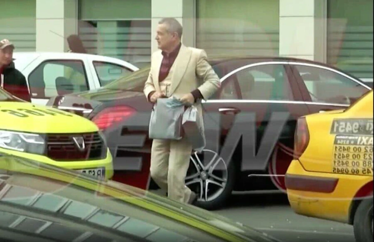 „Iepurașul“ Becali a trimis banii pentru Man celor de la UTA și Atletico