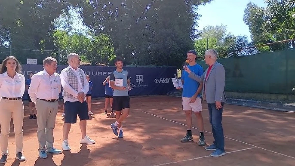 Ieșeanul Cezar Crețu a câștigat la pas turneul de tenis ITF de la Arad