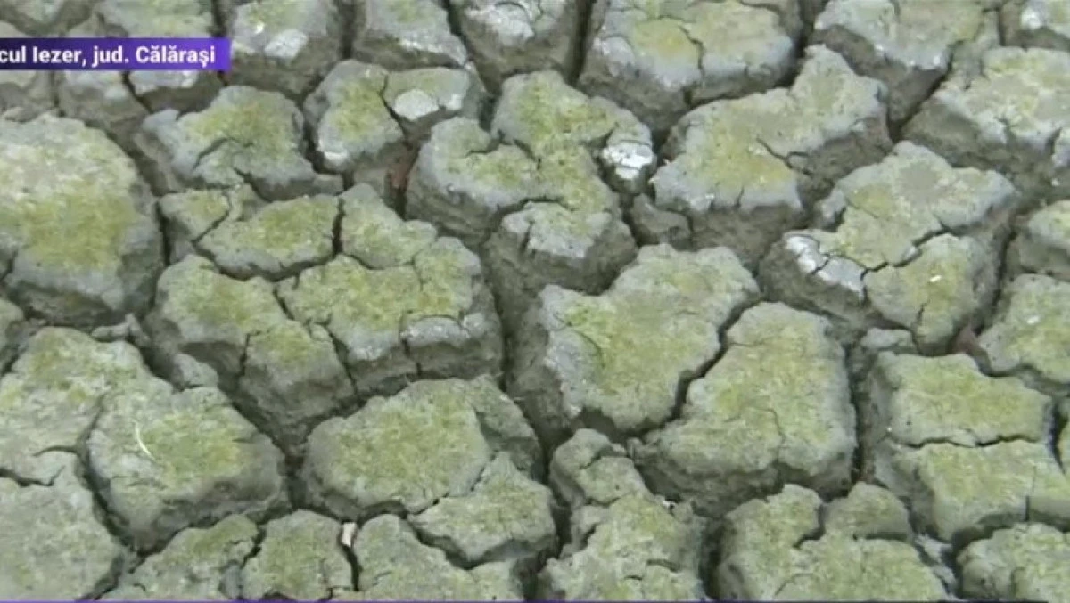 Imagini dezolante cu Lacul Iezer
