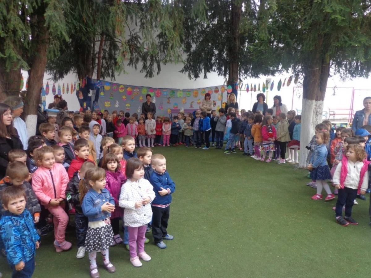 ÎN AŞTEPTAREA IEPURAŞULUI, LA GRĂDINIŢA P.P.13 ARAD