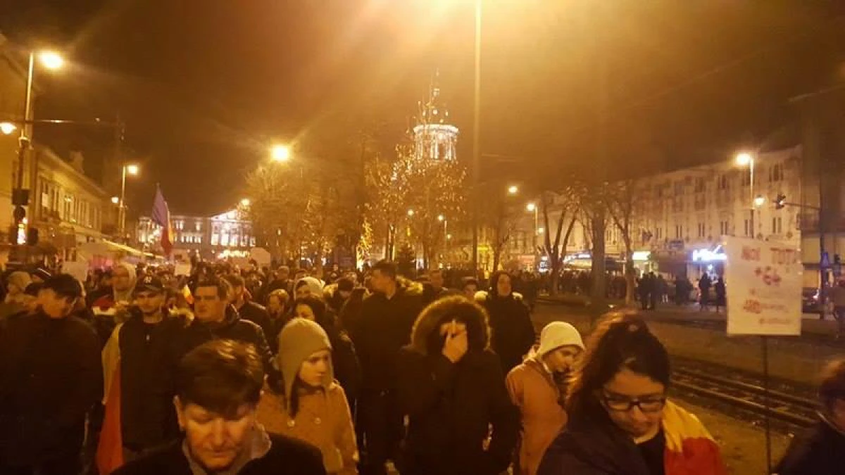 În jur de 4000 de arădeni s-au alăturat protestelor din întreaga țară
