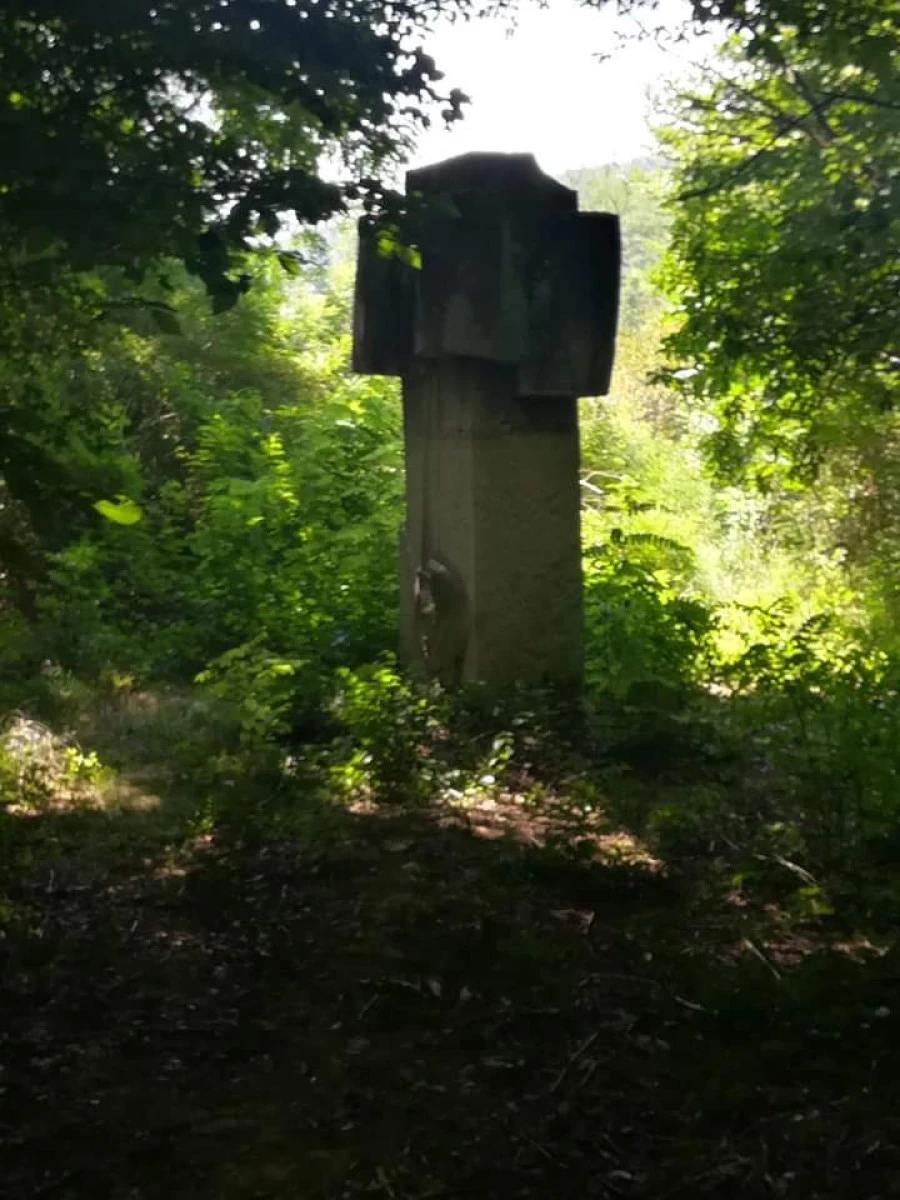 În sfârșit! Parcul de Sculptură de la Căsoaia, accesibil turiștilor după aproape trei decenii