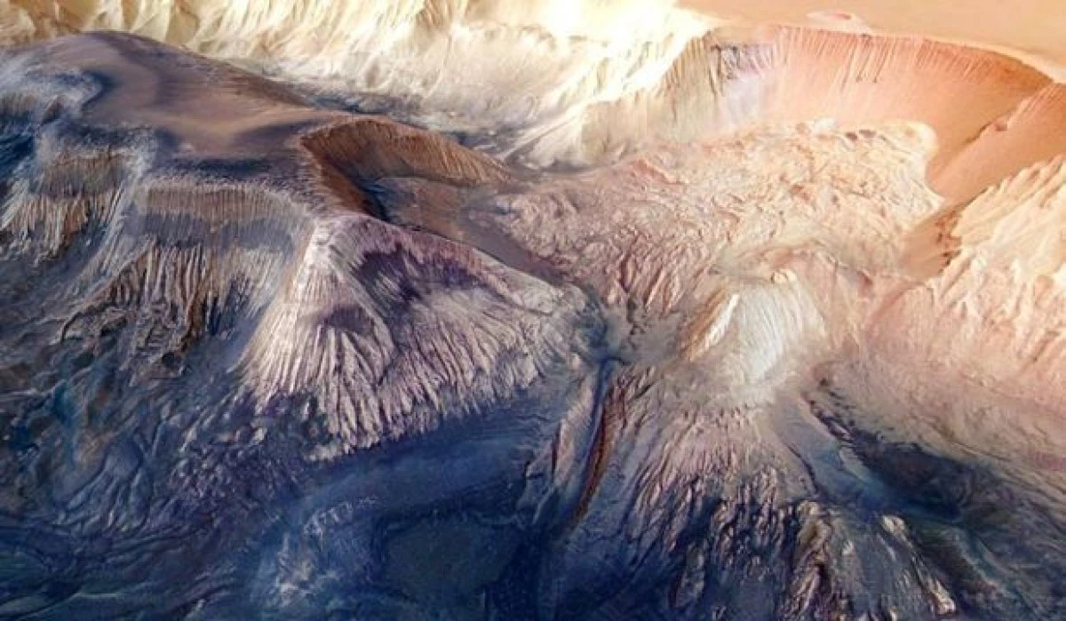 IN URMA CU 12 ANI EUROPENII INCEPEAU EXPLORAREA PLANETEI ROSII