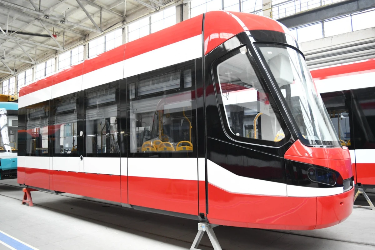 Încă 10 tramvaie noi pentru Arad