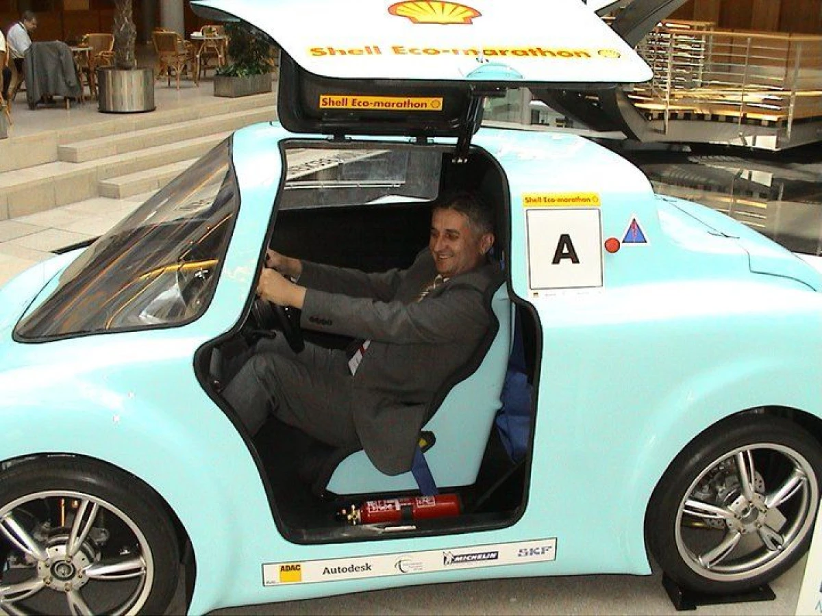 INCA UN ARADEAN IN GUVERNUL PNL. CEL MAI TARE MECANIC AUTO VISEAZA LA „TRANSPORTURI“