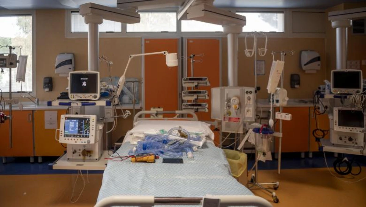 Încă un arădean mort din cauza COVID-19. Numărul deceselor ajunge la 854 în România