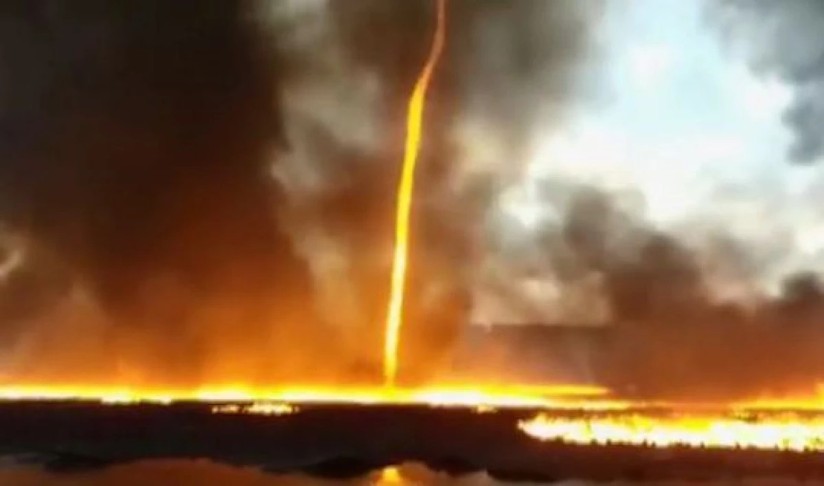 Incendiu de tip tornadă, la o fabrică din Marea Britanie