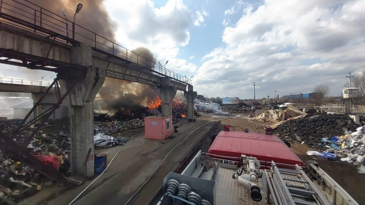 Incendiu devastator pe Câmpul Liniștii