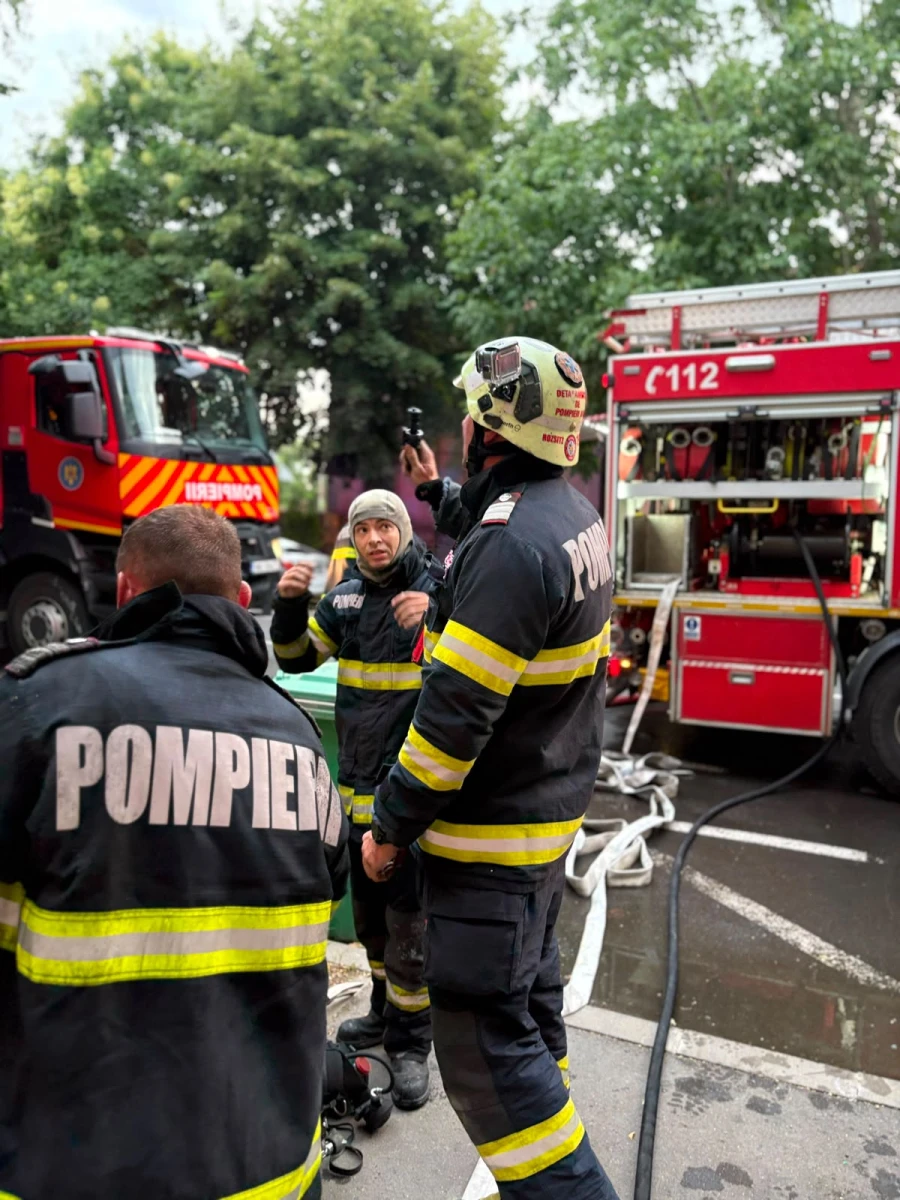 Incendiu într-o gospodărie din Turnu: două anexe au fost distruse de flăcări