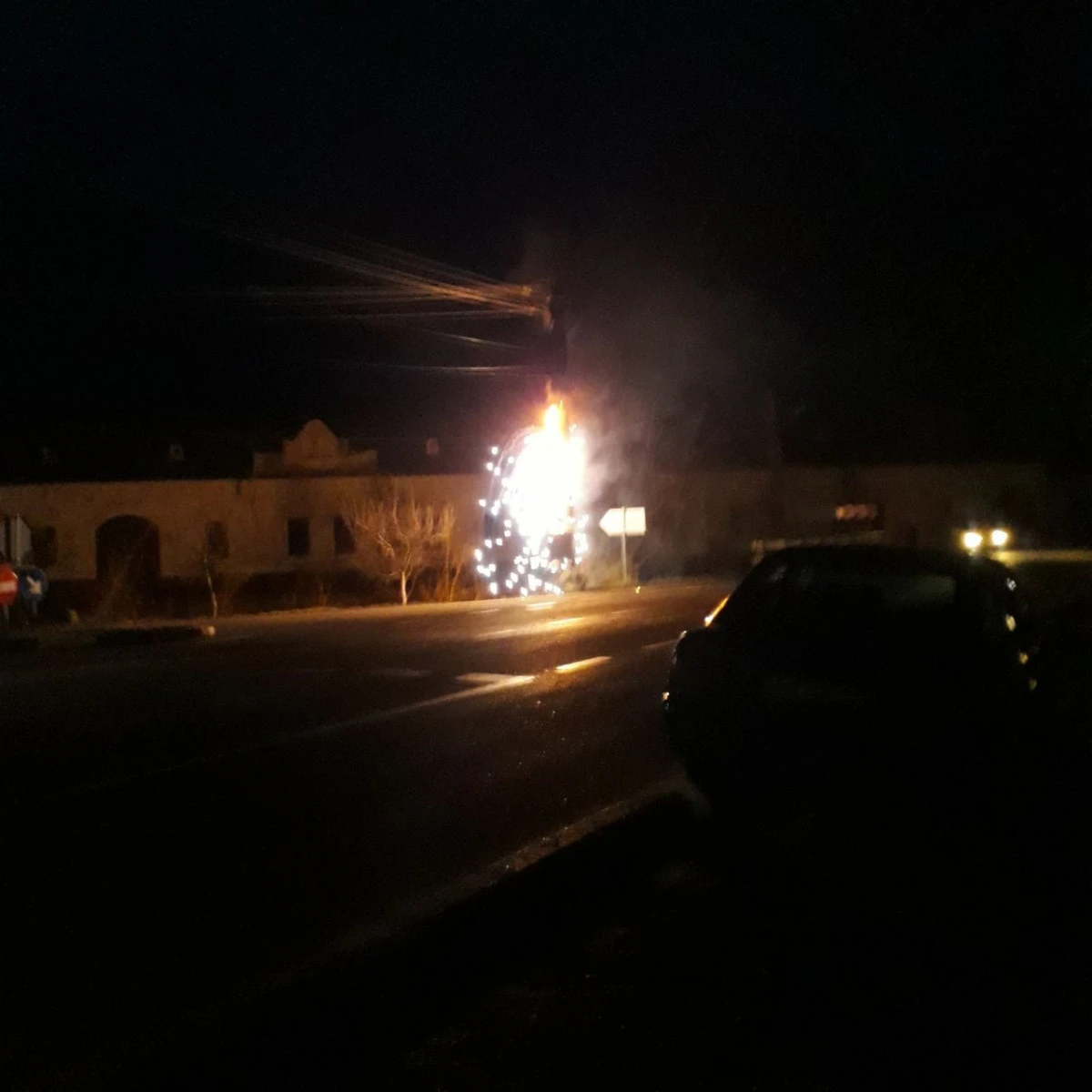 Incendiu la Buteni, din cauza unui scurtcircuit electric
