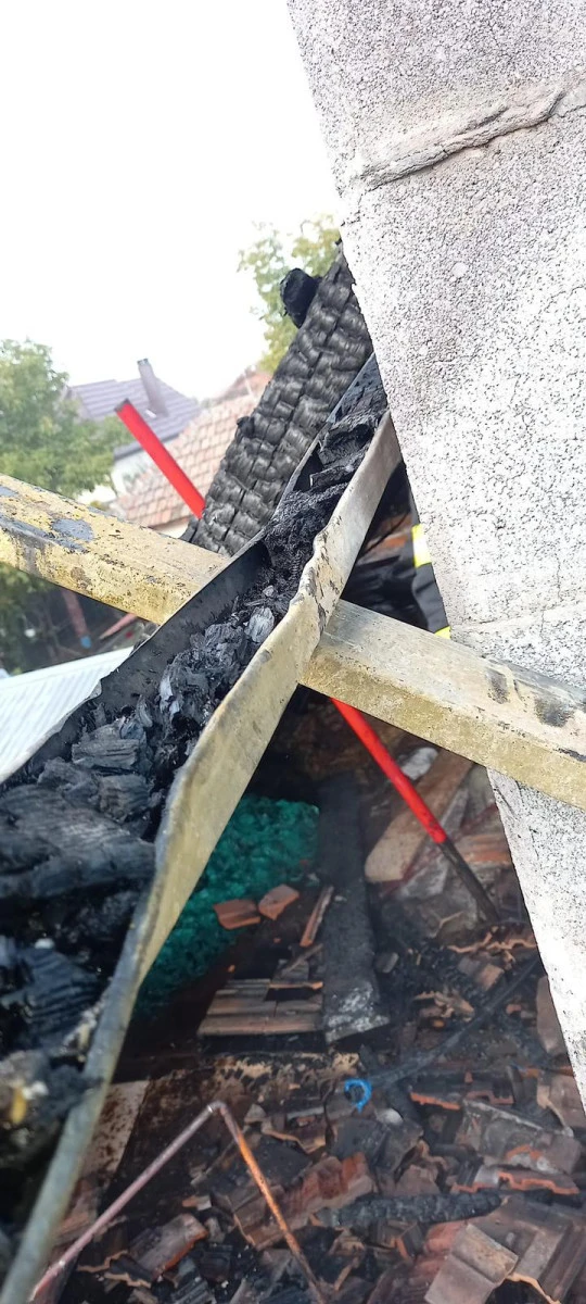 Incendiu la o casă din Pâncota