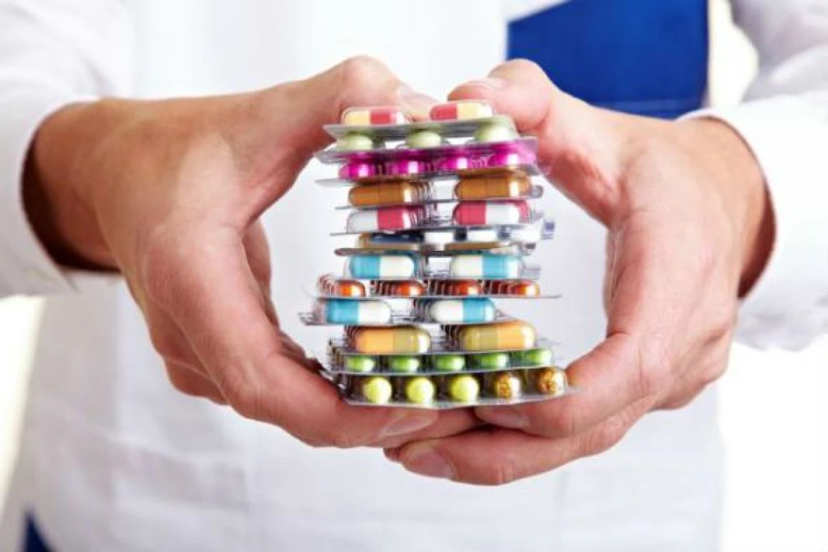 Încep achizițiile publice centralizate pentru medicamente oncologice și antibiotice