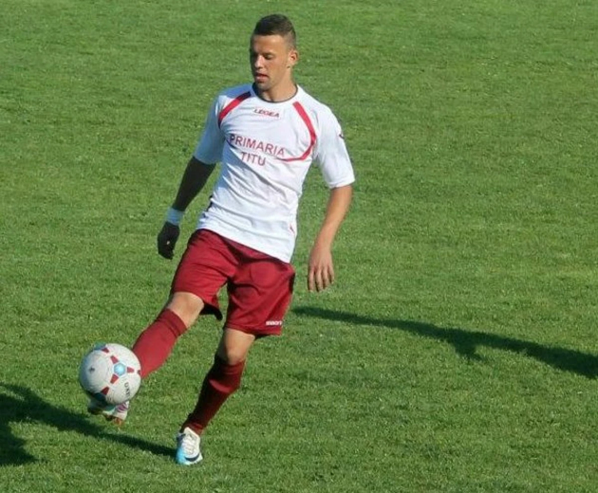 Încep tatonările pe piaţa transferurilor. Neguţ, dorit de UTA