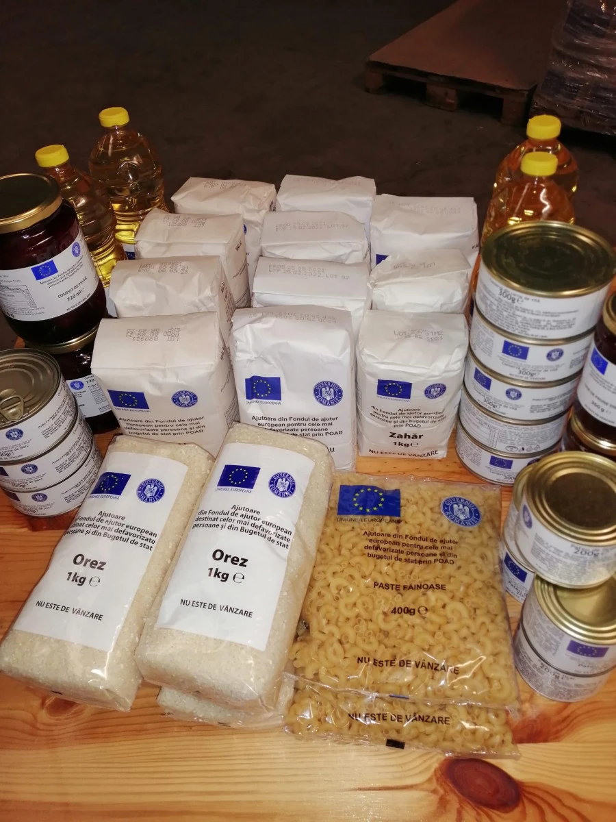 Începând de azi, se dau pachetele cu alimente de 25 de kilograme de la stat