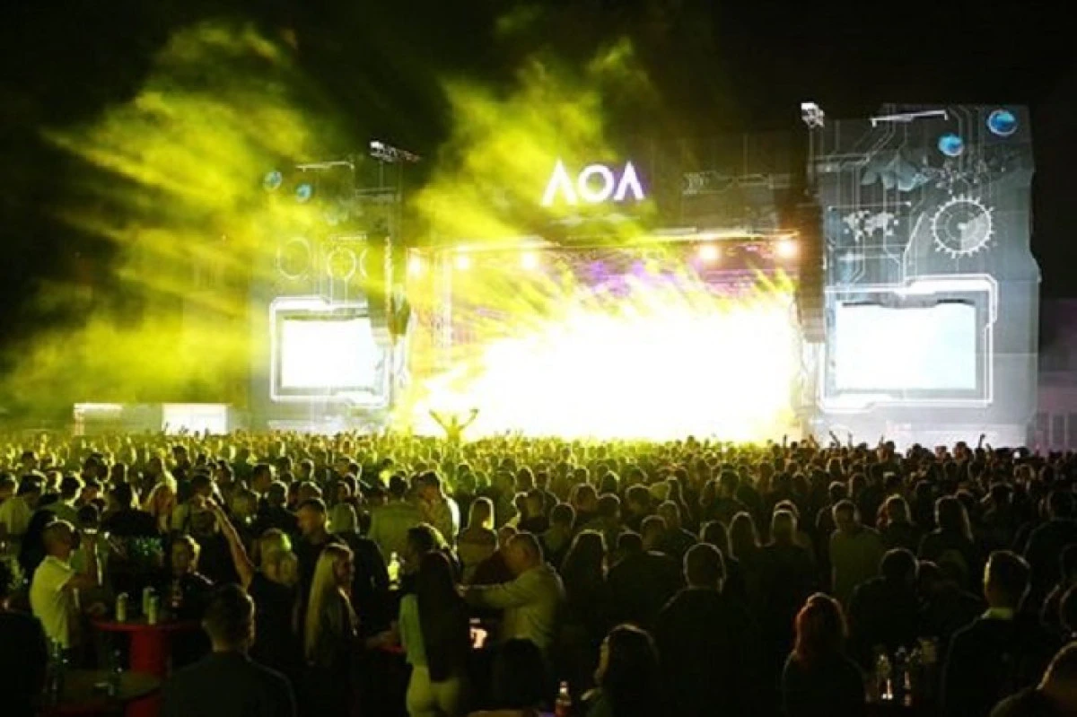 Început incendiar la Arad Open Air Festival cu B.U.G Mafia, Dirty Nano și Burak Yeter   