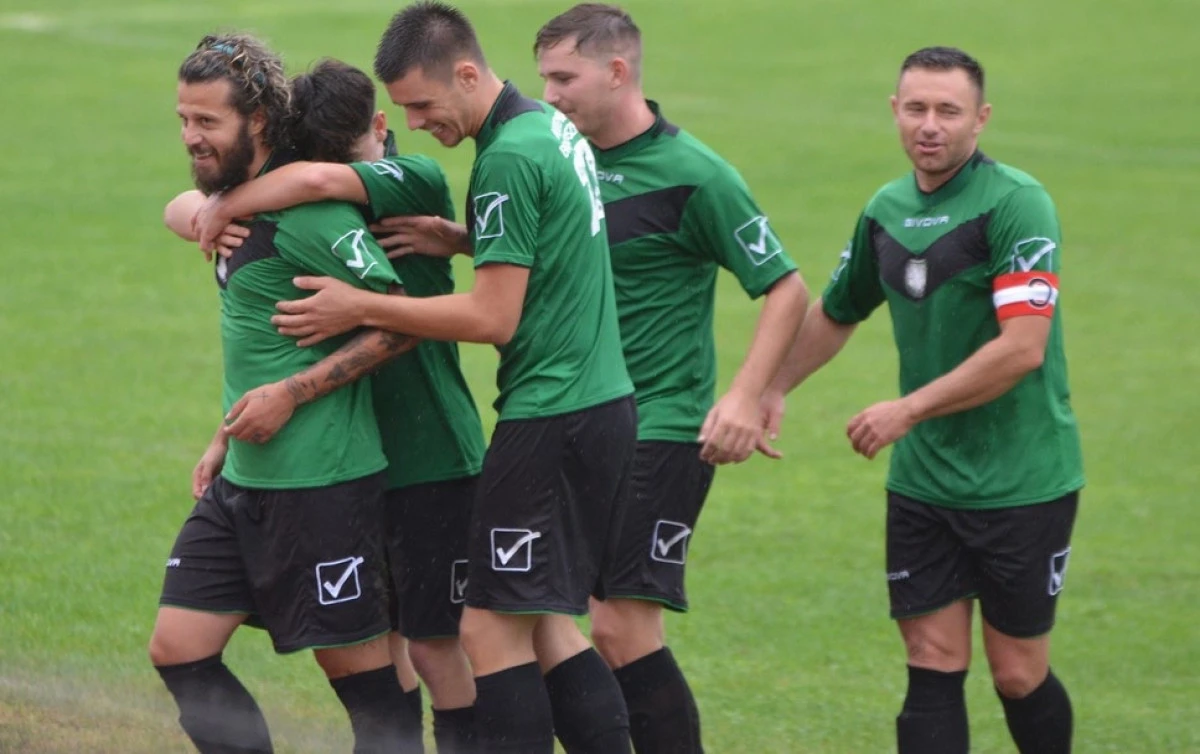Ineul vrea să spargă gheața și acasă, chiar cu liderul! Derby județean între Pecica și Lipova