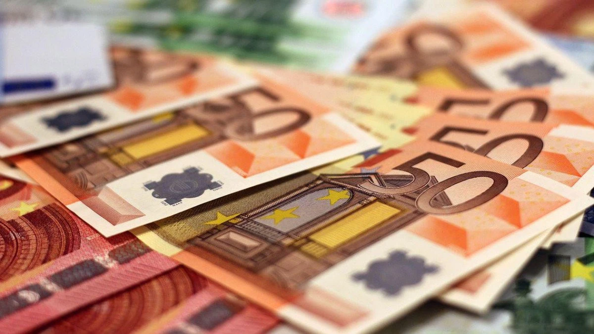 Inflația din zona euro a urcat la 3,3%, cel mai ridicat nivel din ultimii trei ani
