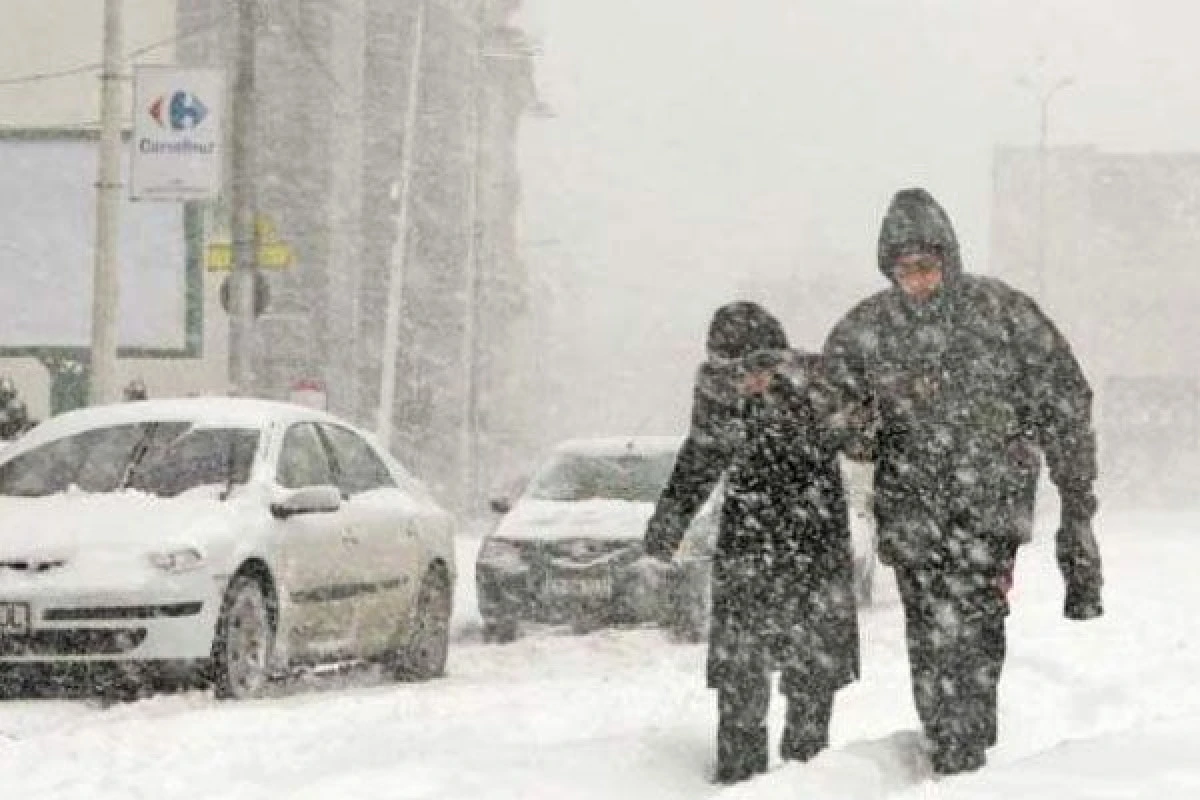 INFORMARE METEO DE NINSORI, POLEI SI VANT PUTERNIC IN INTREAGA TARA