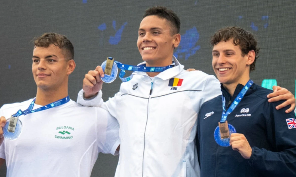 Înotătorii David Popovici și Denis Popescu sunt campioni europeni Under 23