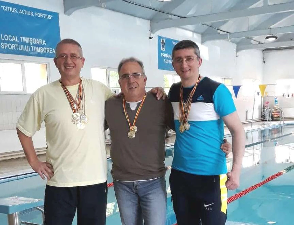 Înotătorii masters arădeni au făcut valuri la Timişoara