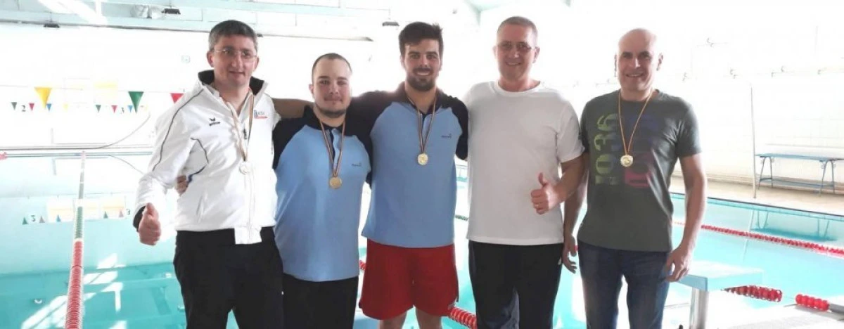 Înotătorii masters, medaliaţi la un concurs pe Bega