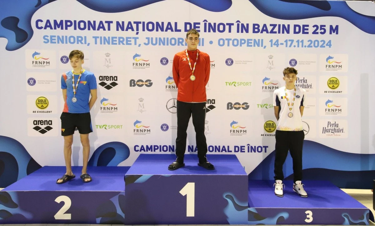 Înotătorul Luca Ciorgan, de la CSM Arad, este dublu campion național la juniori II (FOTO)