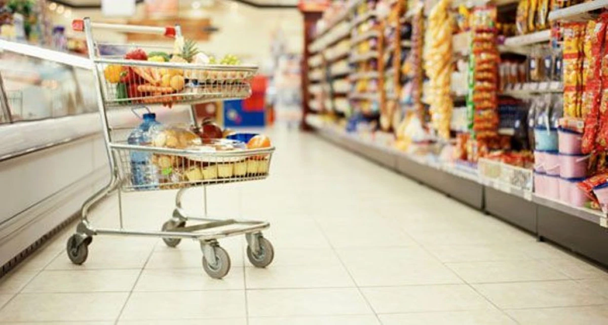 INS: AFACERILE DIN COMERT AU CRESCUT CU 7% ANUL TRECUT