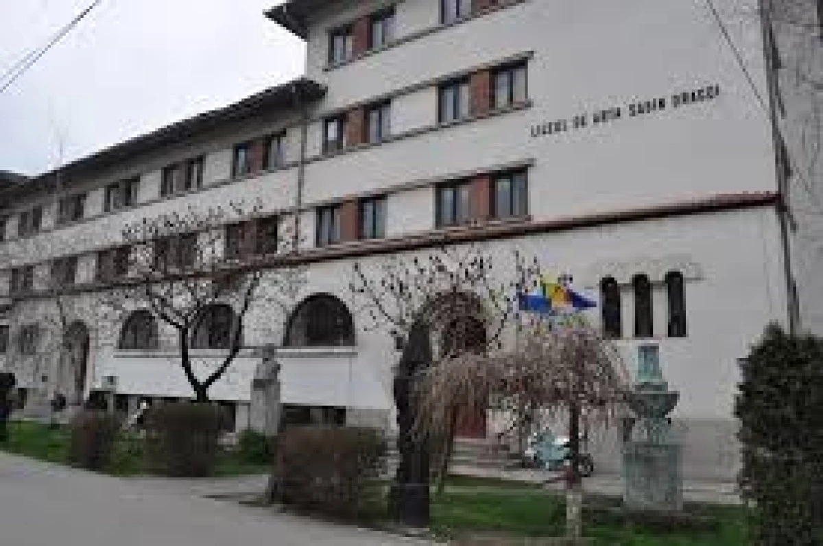INTALNIRE CU TALENTELE MUZICALE FORMATE LA "SABIN DRAGOI", LA CERCUL MILITAR