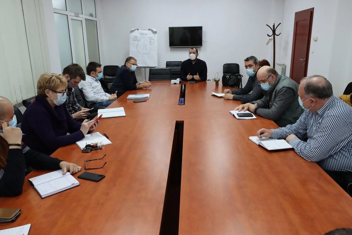 Întâlnire la CJA, pe tema reabilitării drumului județean Arad-Șiria-Pâncota