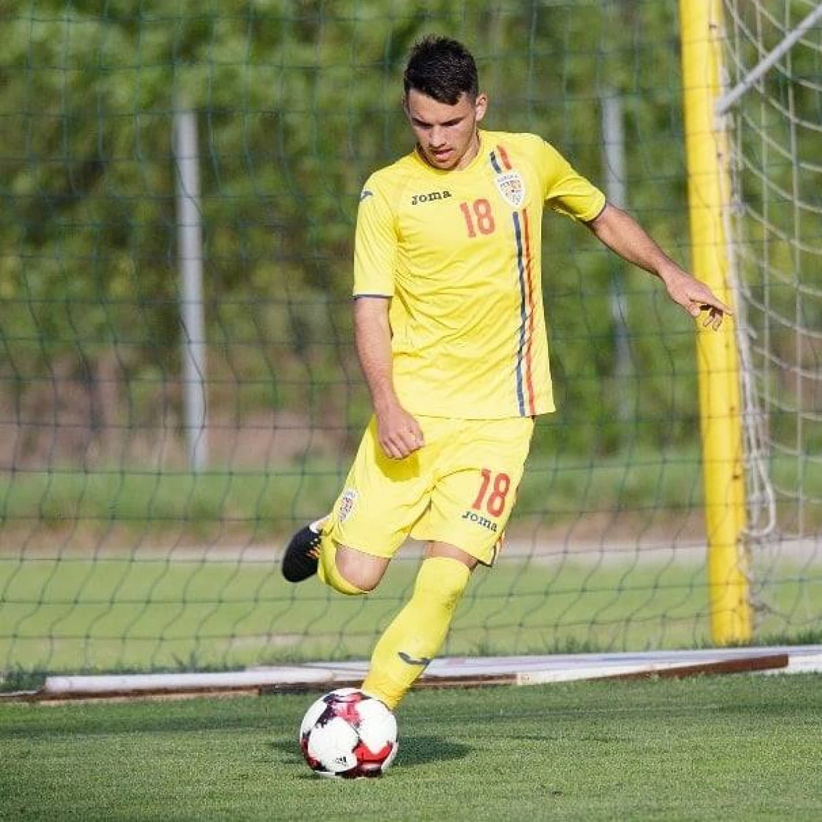„Internaţionalul” Andrei Rus e noul fundaş dreapta al UTA-ei