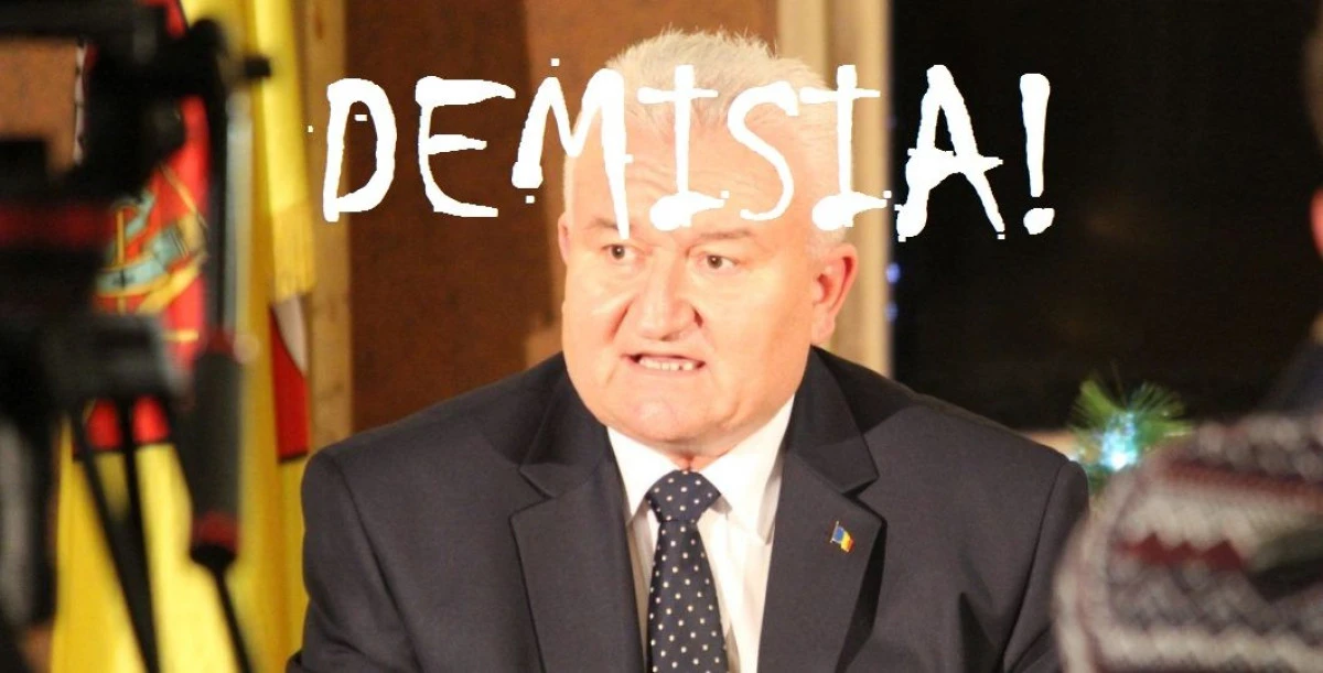 Întreaga presă arădeană condamnă modul în care acționează prefectul Aradului și cere demisia de onoare a acestuia!