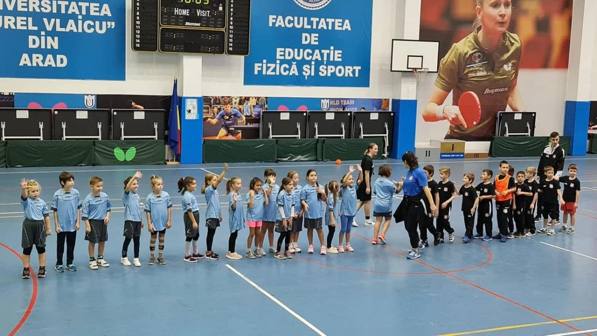 Întreceri handbalistice juvenile, în cadrul proiectului “Omagierea vieții Reginei Maria”