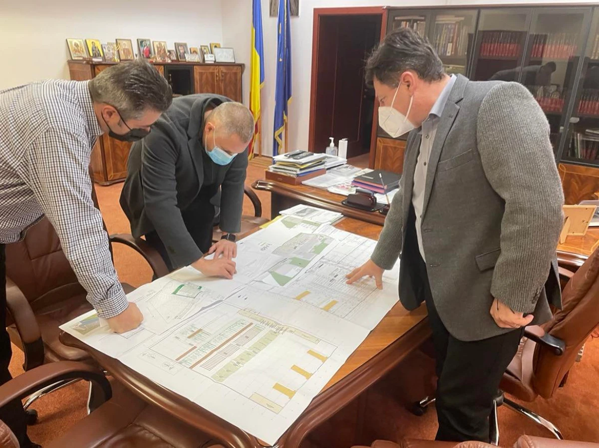 Investitorii de pe traseul drumului expres Arad - Oradea, chemați la „raport"